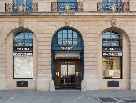 grootste chanel winkel parijs|Chanel store in paris.